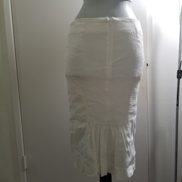 Bebe Brand Pencil Skirt White, Size 2 - Picture 2 of 16